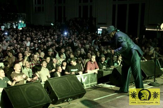 Roy Ellis (Jam) and The Magic Touch 1. Berlin Ska City Festival, Huxleys, Neue Welt, Berlin-Neukoelln 02. Februar 2013 (16).JPG